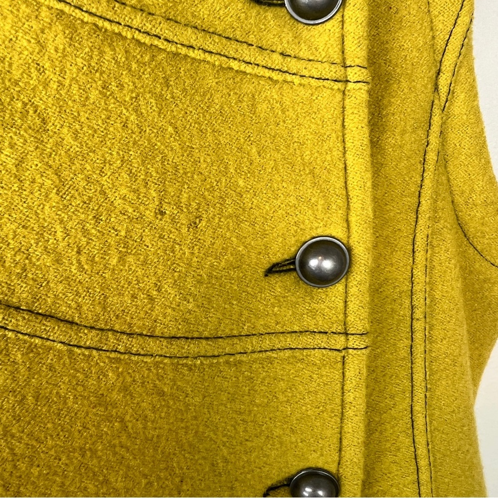 Icelandic Design Wool Vest - Picture 6 of 6